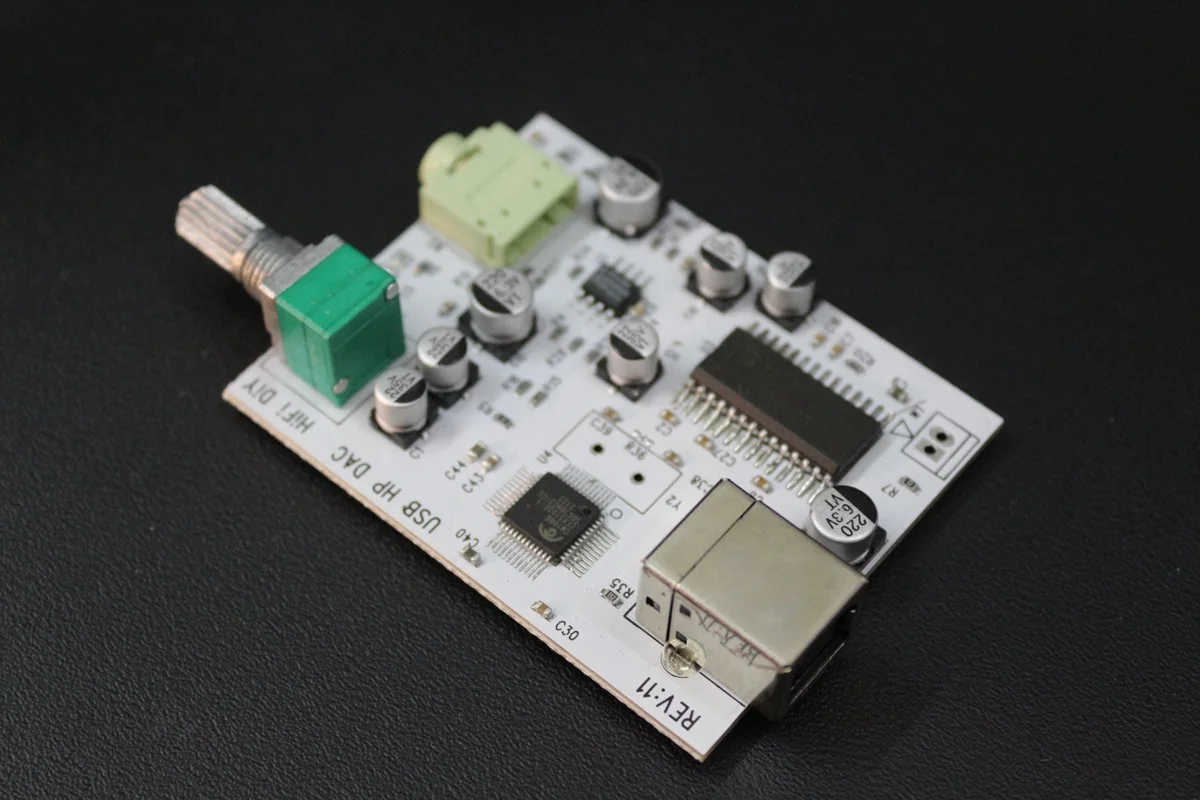 イヤーアンプ CM108 TDA1305T TDA1308 IIS USB DAC デコーダー