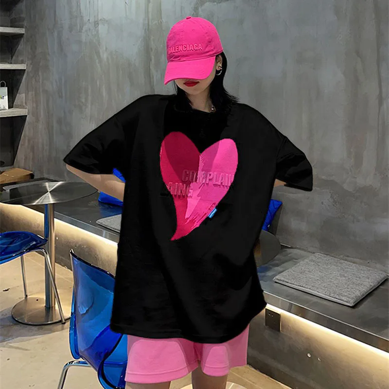 Moda O-Collo Manica corta Impiombato Lettera stampata Camicette Abbigliamento femminile 2025 Estate Nuovo stile giovane allentato Top Camicie casual