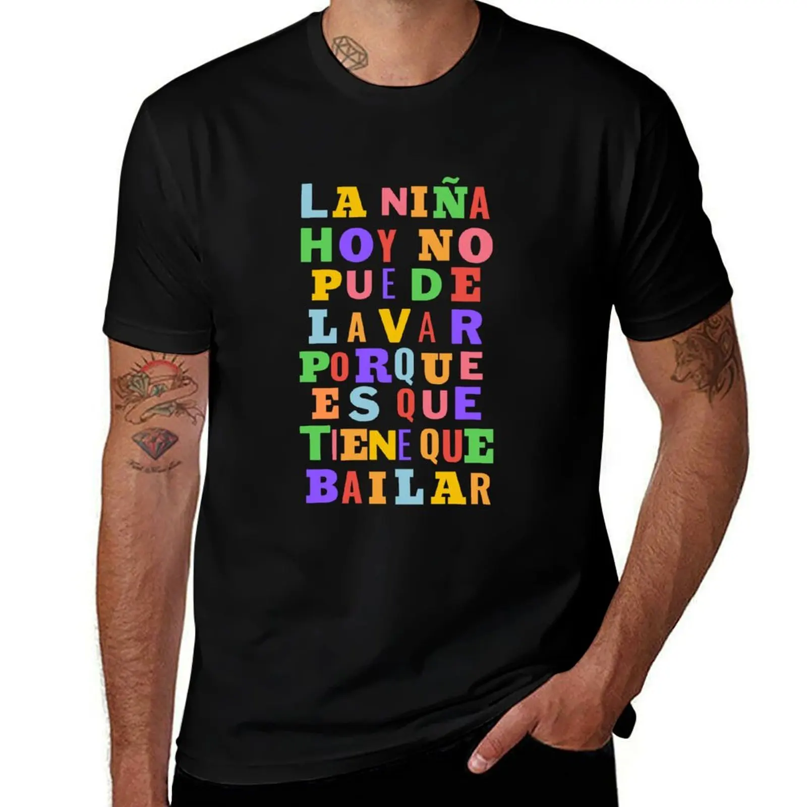 

Rigoberta Bandini and Amaia MODEL ASí BAILABA T-Shirt summer top Luxury man quick-drying clothing for men