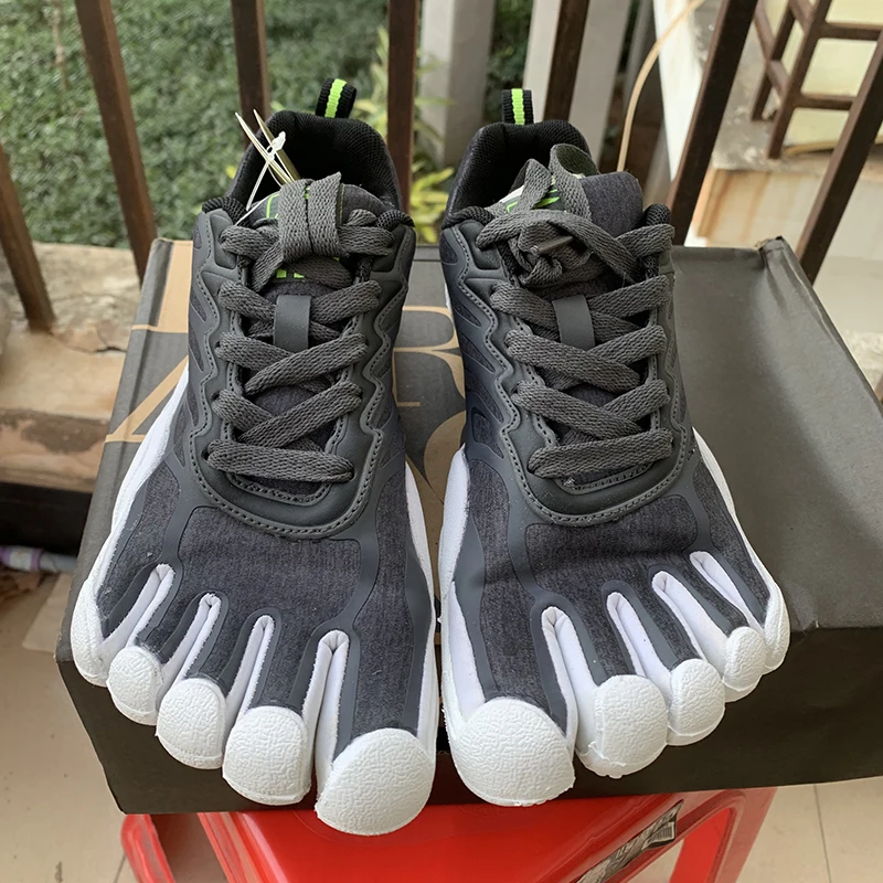 Finger Sneakers: The Ultimate Guide to FiveFingers for Daily Wear, Fitness,  and Outdoor Adventures