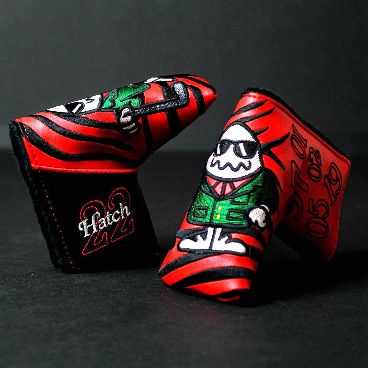 غطاء رأس مضرب الجولف مع إغلاق مغناطيسي جلدي مقاوم للماء مربع الزاوية اليمنى غطاء رأس مضرب نمط أحمر #1