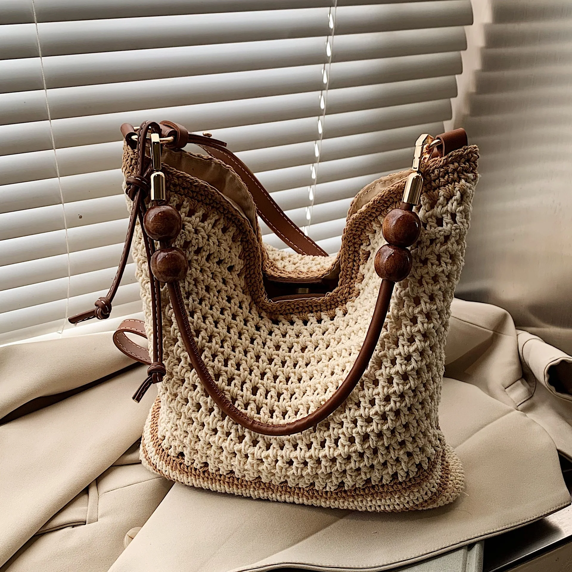 Fashion Summer Hollow Woven Bag Women Elegant Simple Shoulder Bag Large Capacity Vacation Handbag