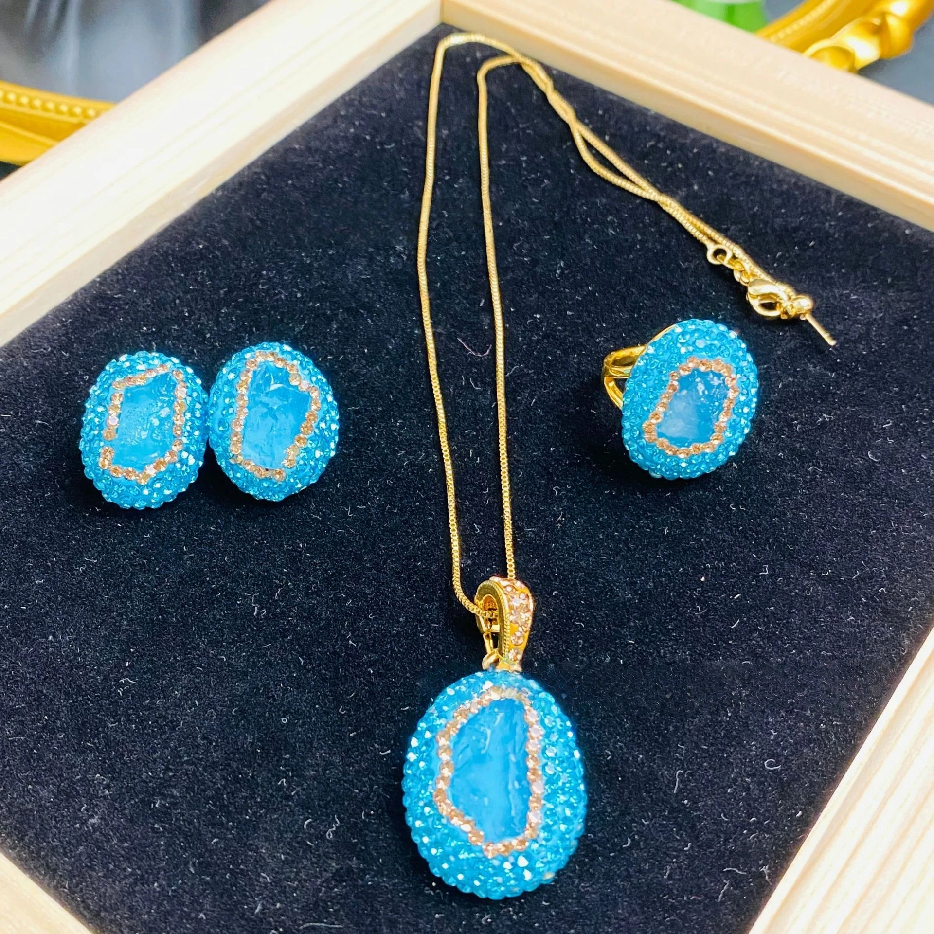 Natural Raw Aquamarine Crystal Jewelry Sets Handmade Inlaid March Birthstone Body Quartz Body-Purifying Gift for Women Girls