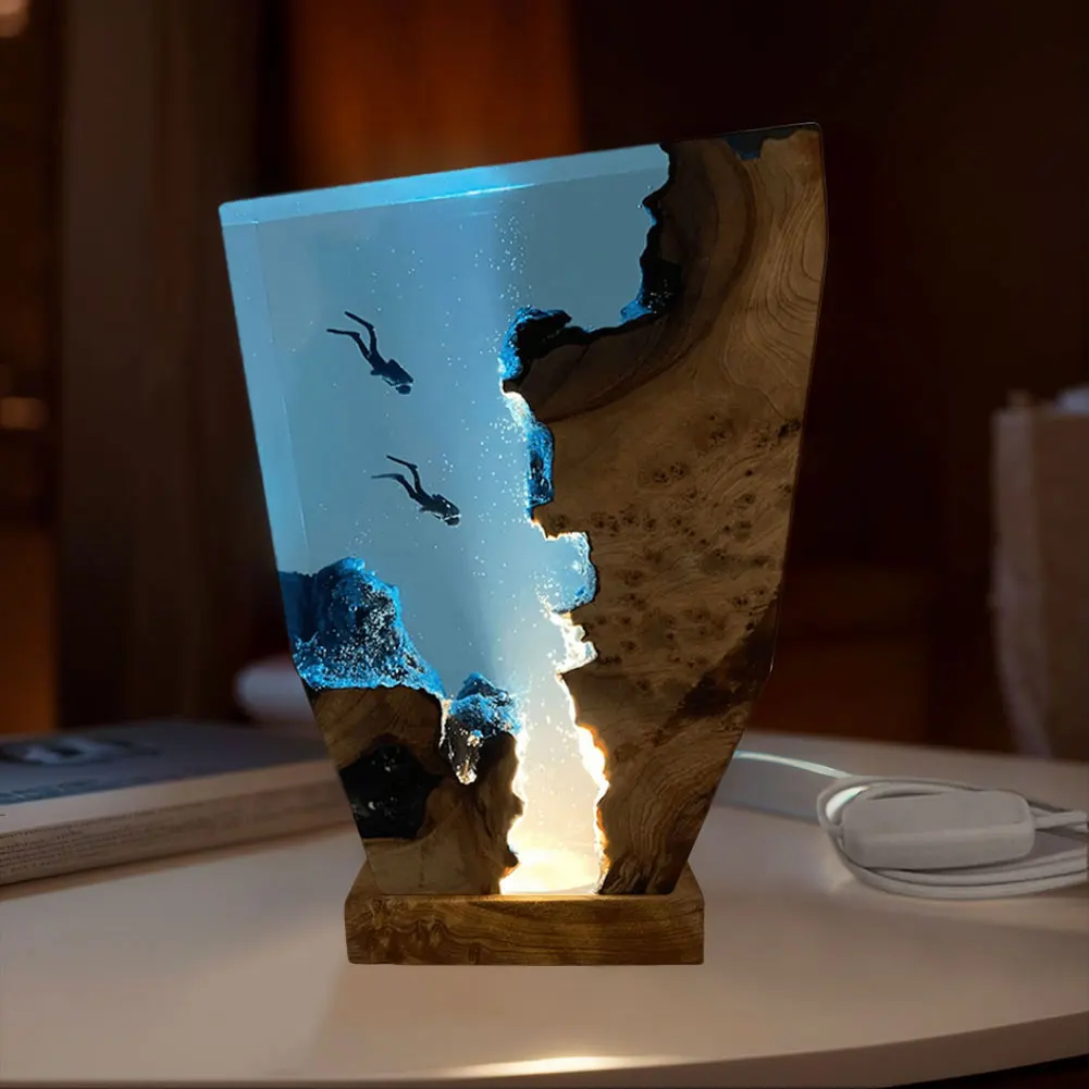 

Seabed World Organism Resin Table Light USB Charge Diving Cave Exploration Theme Night Light Table Decoration Lamp Home Decor
