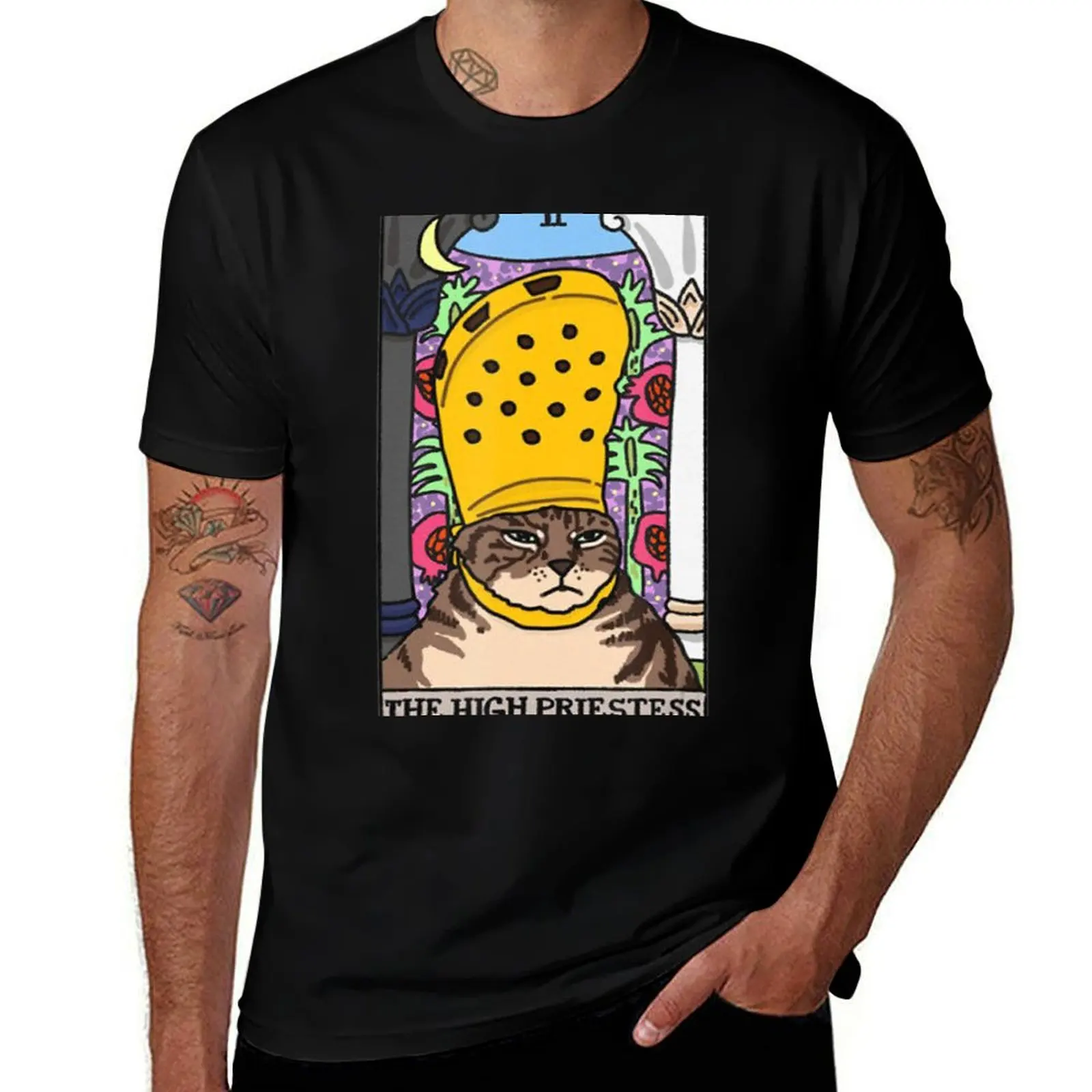 High Priestess Cat Tarot Card T-Shirt Lightweight Casual Summer T-Shirt