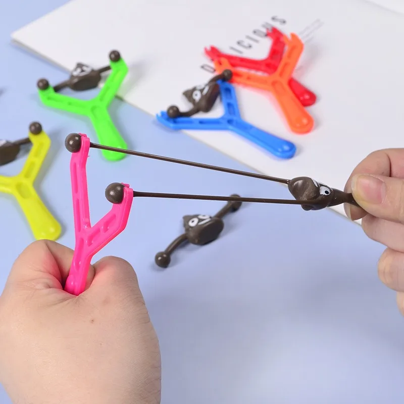 Zabawny Proca do Strzelania Prank Fałszywe Kupy Gra Antystresowa Dzień Dziecka Zabawka Dekompresyjna Prezent na Urodziny dla Dzieci