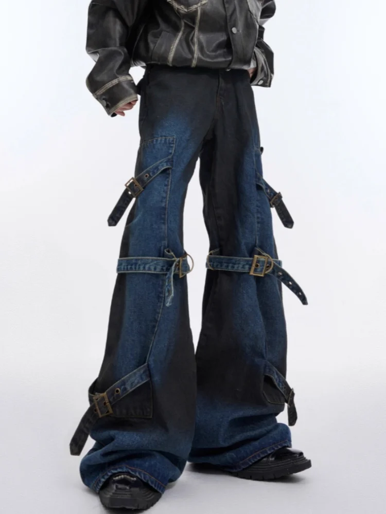 2026 Dark Y2K Streetwear Jeans mit Riemen-Design, Blaue Baggy Flare Jeans für Herren, Hip-Hop Punk Gothic Denim-Hosen, Vaqueros – Detail 5