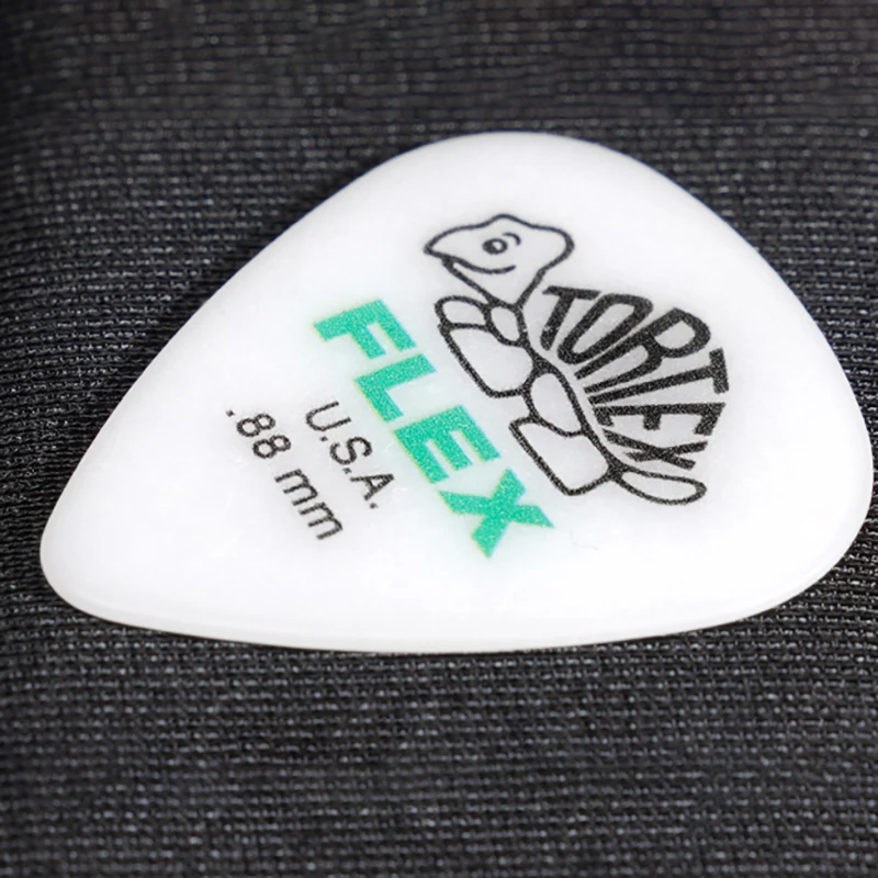 Dunlop   Pick. 428R FLEX Tortex JAZZ 3 matte non-slip acoustic/electric guitar pick. Thickness: 0.50/0.60/0.73/0.88/1.00/1.14mm.