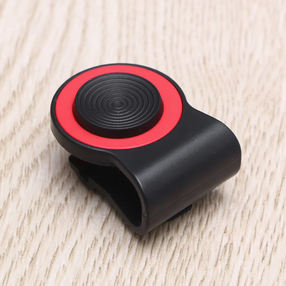 

Mobile Game Joystick For Touch Screen Devices Clip On Portable Stick-On Games Controller For 4.5-6 Inch Smartphones Eat