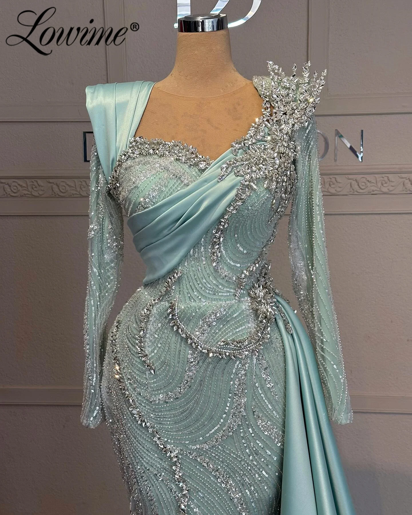 Árabe manga longa vestidos de noite cristais trem lateral vestido de aniversário personalizado vestido de festa de casamento vestidos de baile de soirée 2025