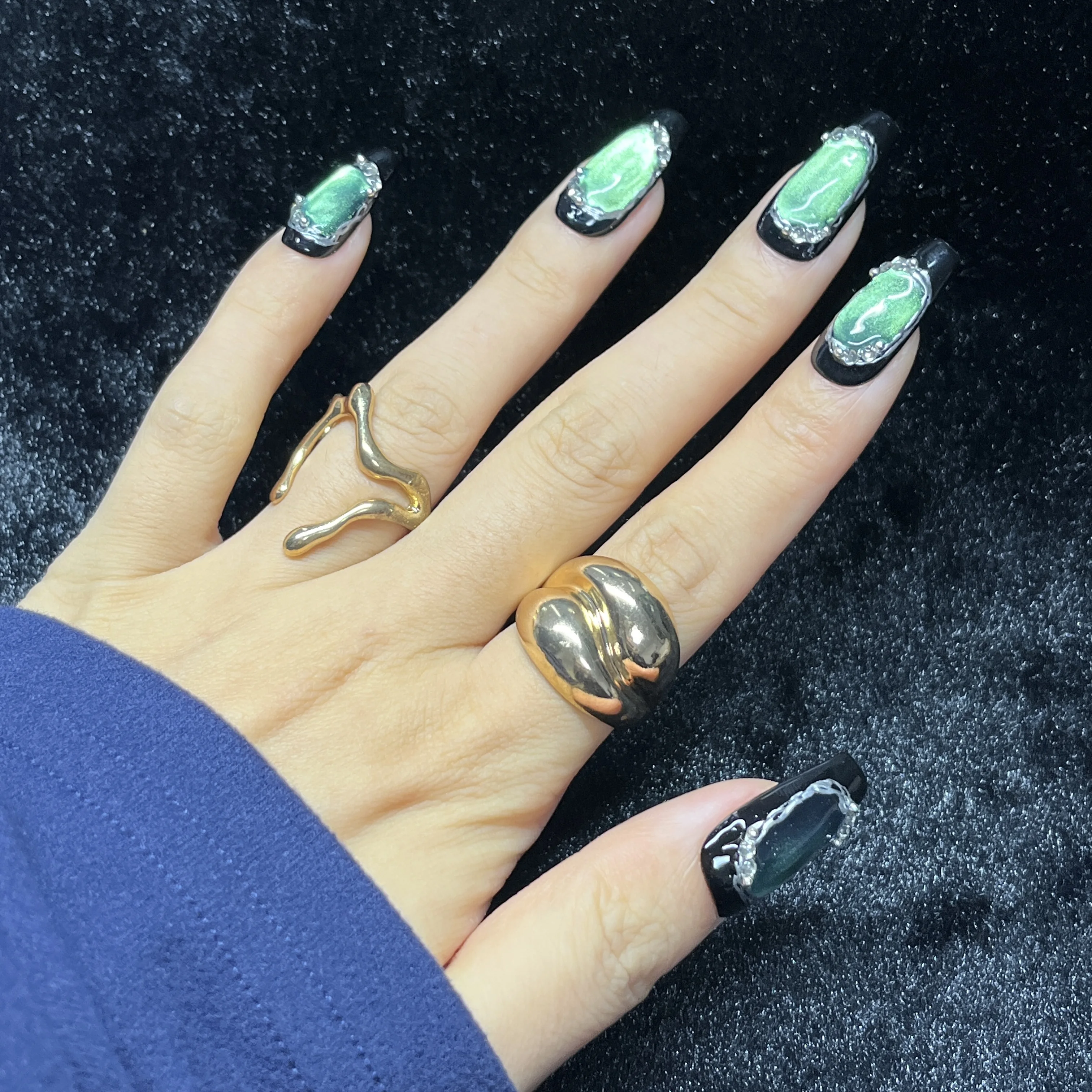 

10PCS Edgy Fantasy Press on Nails Coffin Shape Blue Butterfly with Holographic Rhinestone Mystical False Nails Handmade Nails 네일