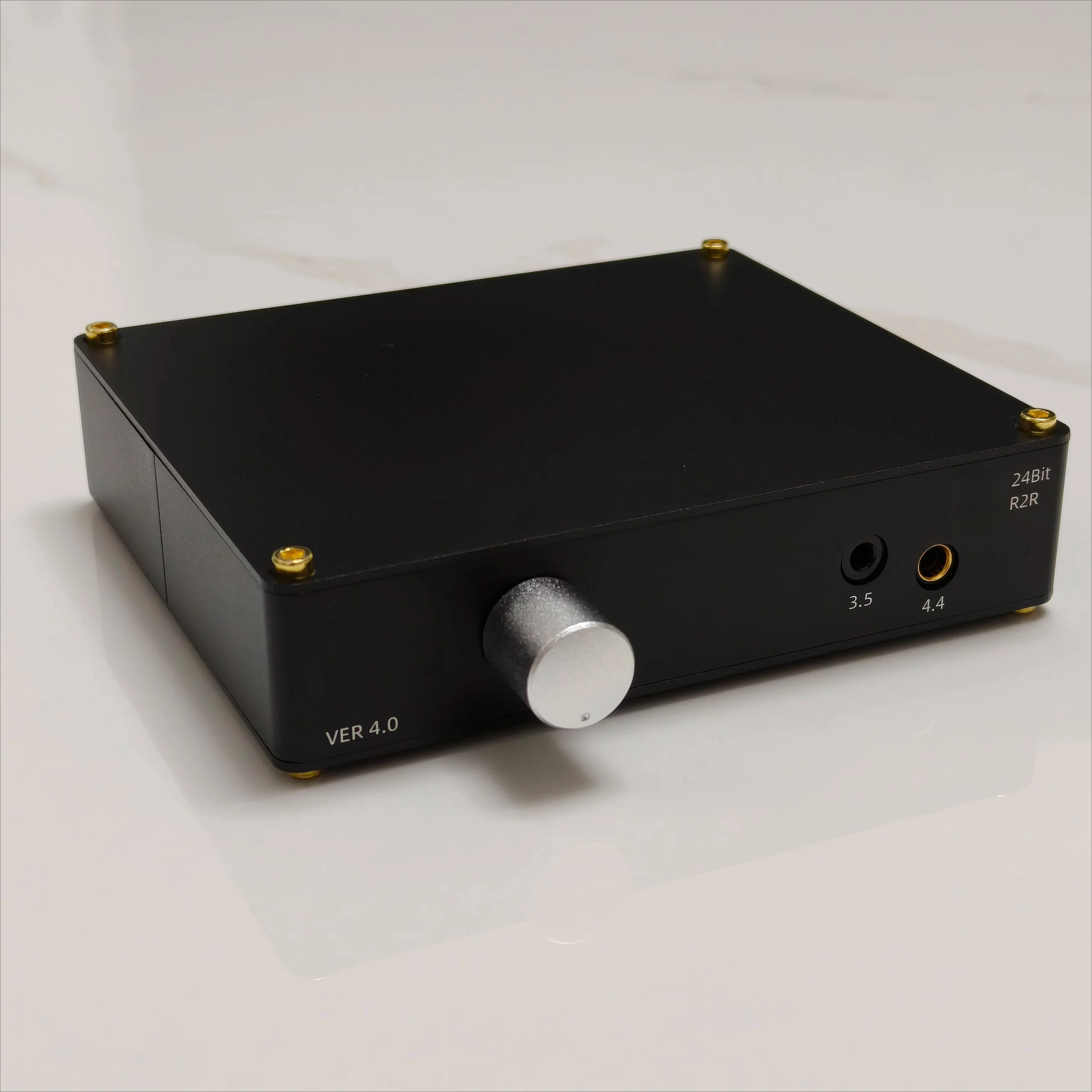 

Netles Si · R2R DAC V4 – Noise-Free USB DAC & Amp, 3.5mm/4.4mm Balanced Output for Audiophile