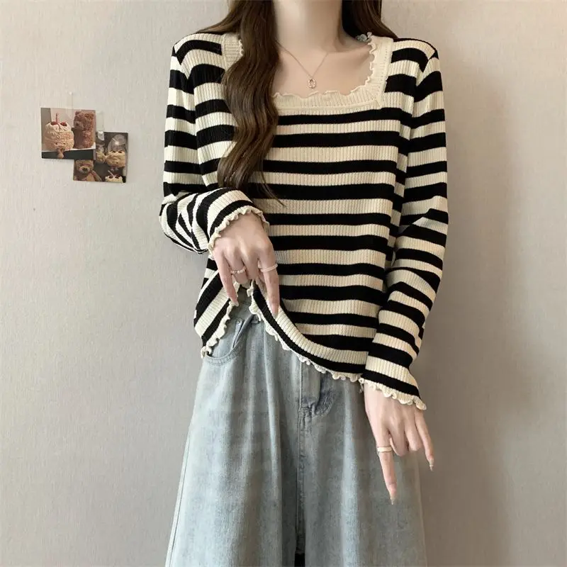 

Women's Fungus Striped Long Sleeve T-Shirt Women's Loose Belly Covering Square Neck Top Versatile