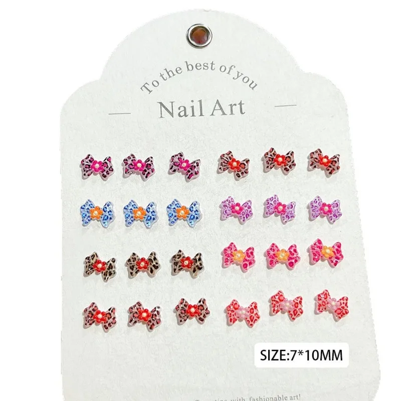 100개 7*10mm 새 레오파드 보우 & 플로럴 네일 참 - 5개 꽃잎 레진 네일 아트, 트렌디하고 시크한 매니큐어를 위한 독특한 프레스온 네일 장식