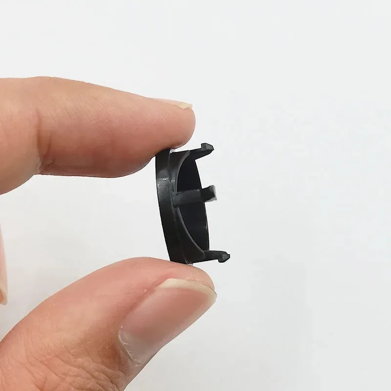 2個 フォード フィエスタ エコスポーツ 2012 2013 2014 2015 2016 2017 フロントドアハンドル内側キャップ R237W10 ファスナー クリップ 自動車部品