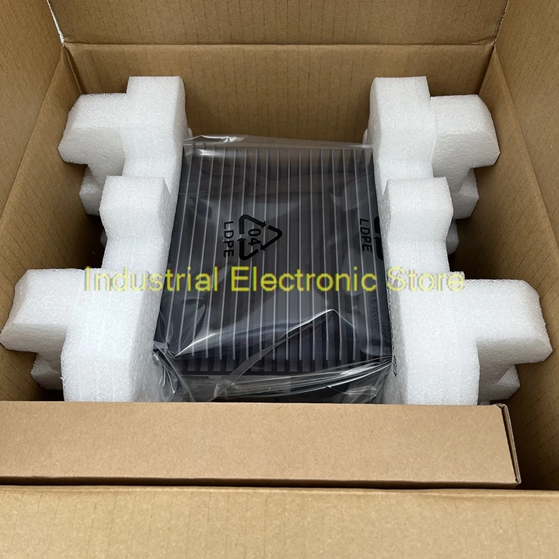 

Хорошее качество безвентиляторный встроенный промышленный компьютер Высококачественный компактный компьютер MIC-7700