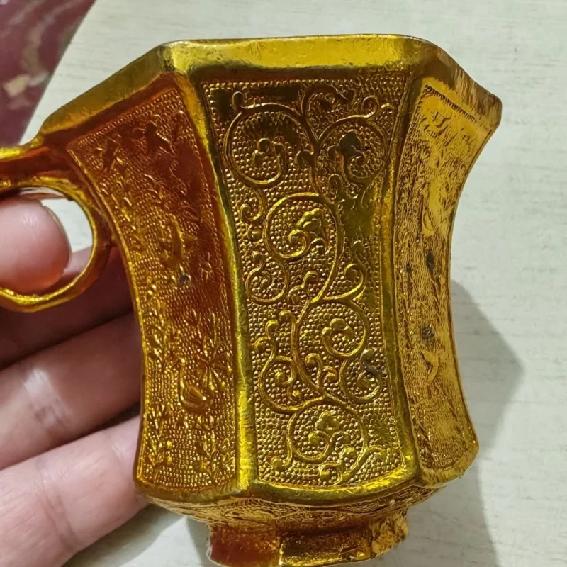 

Antique Collectible Tang Dynasty Zhenuan Year Gilt Wine Cup Craft Ornament Special Price Free Shipping