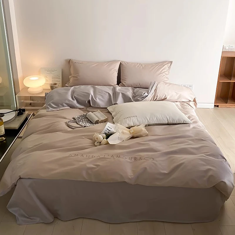 

2024 New Four-piece Bedding Simple Cotton Double Household Bed Sheet Letter Pattern Quilt Cover Comfortable Bedding Pink Beige