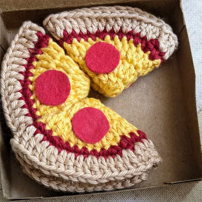 Pure hand knitting Pizza modeling Coffee Cup Pad Mats Heat Insulation Placemat Mug Holder Pad Kitchen Accessories