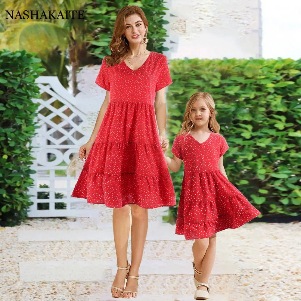 

Summer Mom And Daughter Family Outfits Idyllic Vacation V-Neck Short Sleeve Slim Fit Princess Dress Mother And Daughter Clothes