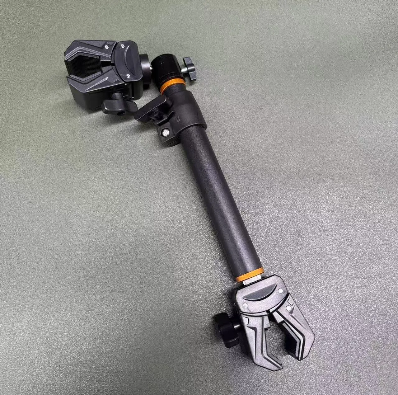 Universeller Doppelkopf-Metall-Selfie-Stick mit 360°-Rotation, Verlängerungsstab und Gimbal-Stabilisator – Detail 3