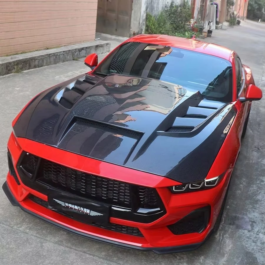 New Wet Carbon Fiber Black Hood in TF Gen 2 Style for Mustang Dark Horse S650