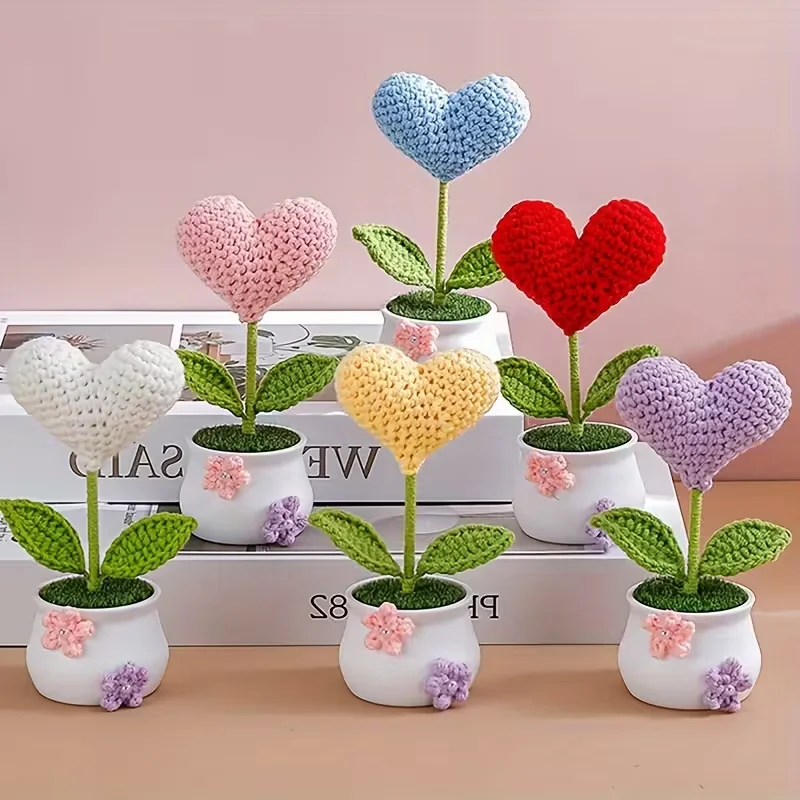 Hand-hooked heart-shaped artificial potted plants - Home decoration and birthday gift selection, no battery required