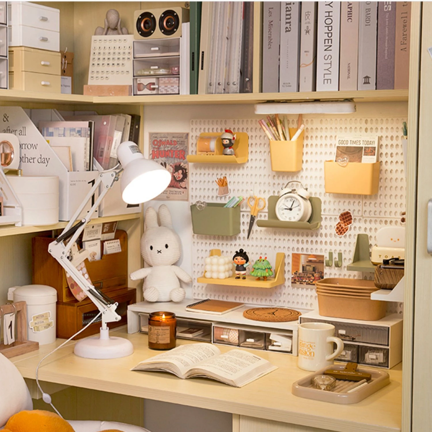 穴ボード寮の壁棚かわいい家の装飾送料パンチング粘着学生研究壁掛け