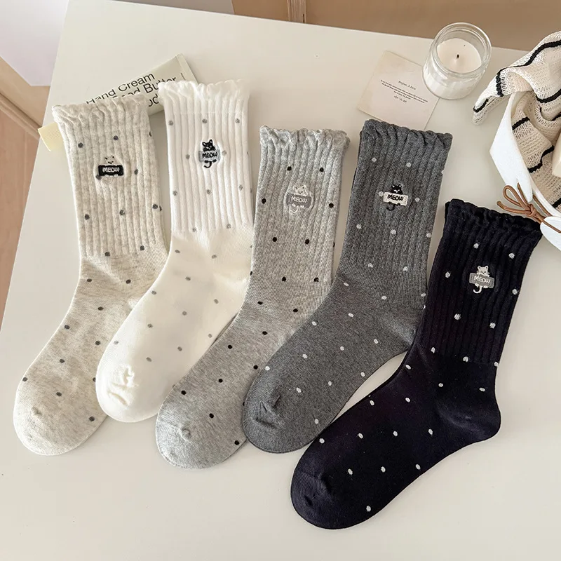 

5 pairs Women Socks New Trends Embroidery Cartoon Cute Socks women Breathable Long Casual Dots Cotton Novelties Socks