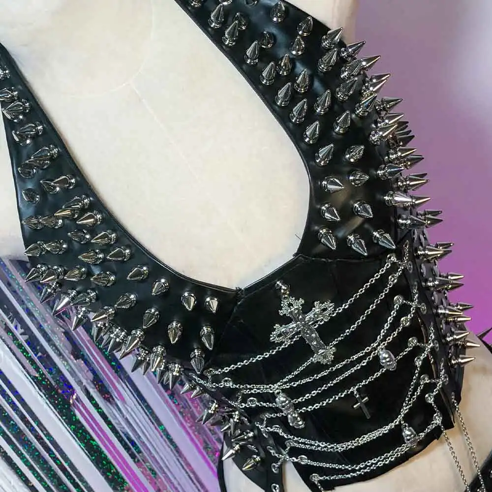 

90s Studded Rivet Goth Eco Cross Y2K TOPS Gothic Tank Kawaii E-Girls Emo Teen Street Wear Skull DIY Punk Rock Grunge Harajuku