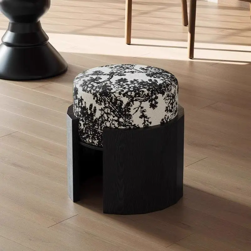 

Simple Chinese log fabric dressing stool
