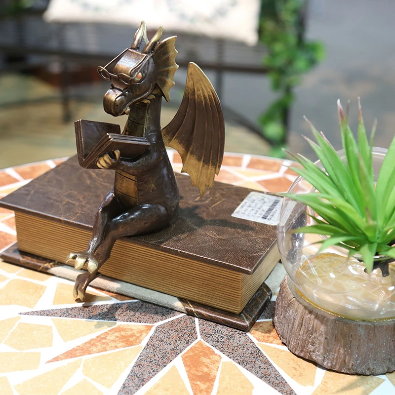 

Dragon Reading Book Statue Garden Animal Sculpture Decorative Resin Figurines Art Collectible Gifts Home Desk Dragon Ornaments