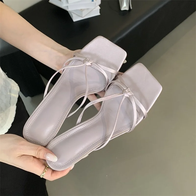 جديد ساحة تو كعب رقيقة Sandalias المرأة عبر حزام ليوبارد الصنادل للمرأة أنيقة مكتب سيدة براءات أحذية من الجلد الإناث