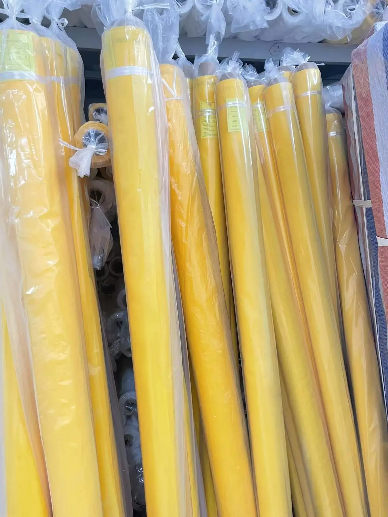 High Mesh Count: 380 Mesh, 150T-31Y-171CM Yellow Polyester Screen Printing Screen