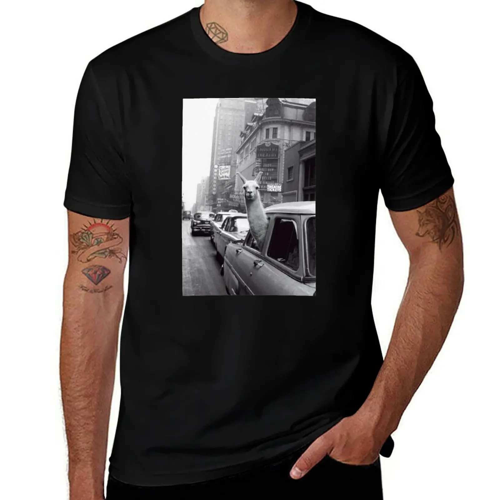New York Llama T-Shirt Minimalist Graphic Tee Shirt T-Shirt