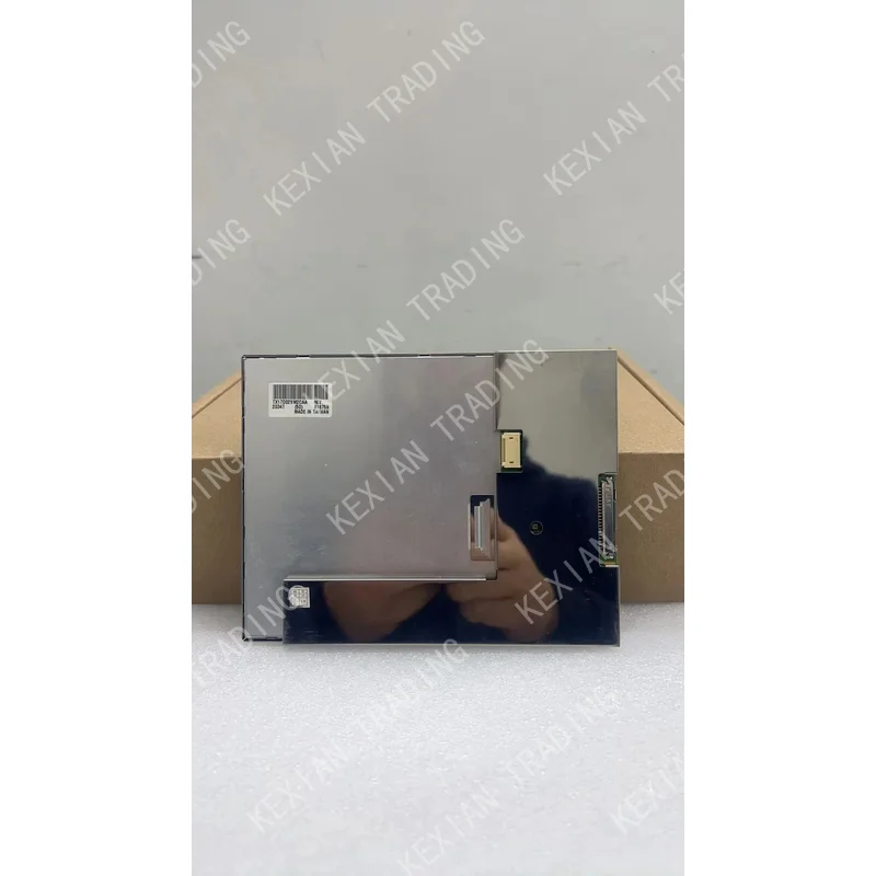 

Original industrial display screen TX17D02VM2CAA TX17D01VM2CPB TX17D01VM2CAA TX17D55VM2CAB