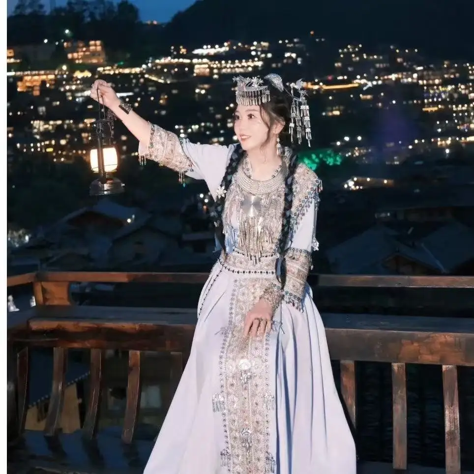 Elegant White Blue Hmong Costume for Women Traditional Chinese Hanfu Halloween Night Party Cosplay Costume
