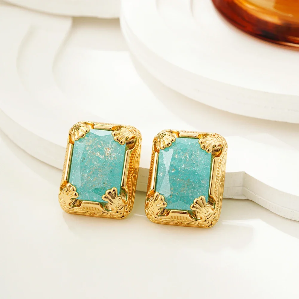 Fashion Chunky Small Square Golden Edging Stud Earrings Green Resin Crystal Geometric Hammered Earring Lightweight Jewellery New