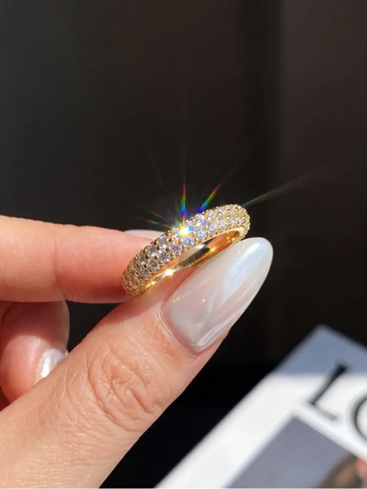 Echte Moissanit-Diamant-Eheringe in schlichtem, rundem Design für Damen, ideal für Jahrestage, originaler Luxus-Schmuck im modischen Stil. – Detail 2