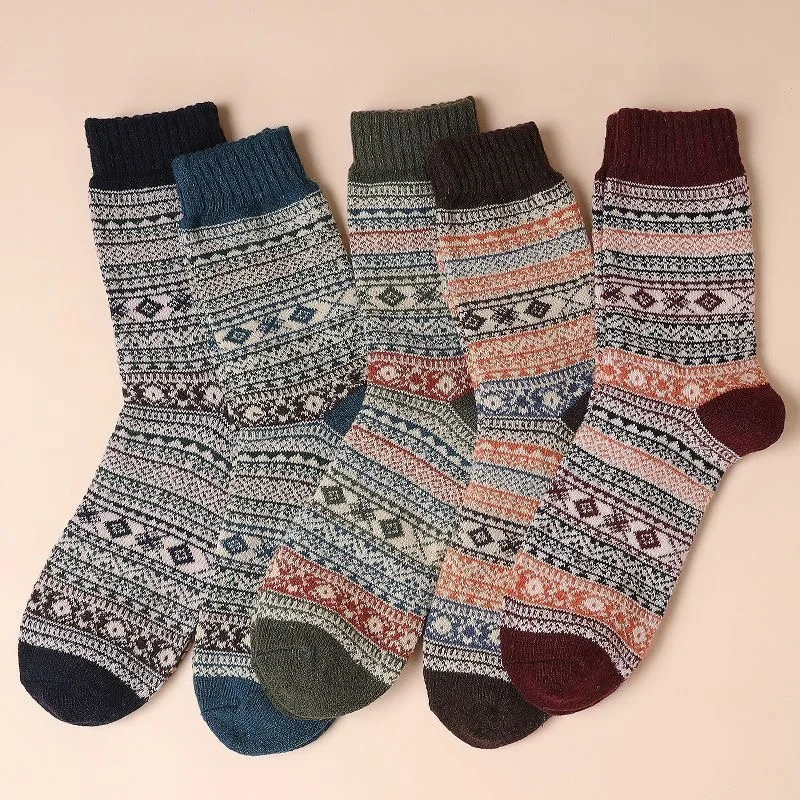 5 paare/los Winters ocken Herren dicke Baumwoll socken warmer Komfort Herren Retro-Stil bunte Mode Herren lässige Mid-Tube Socken