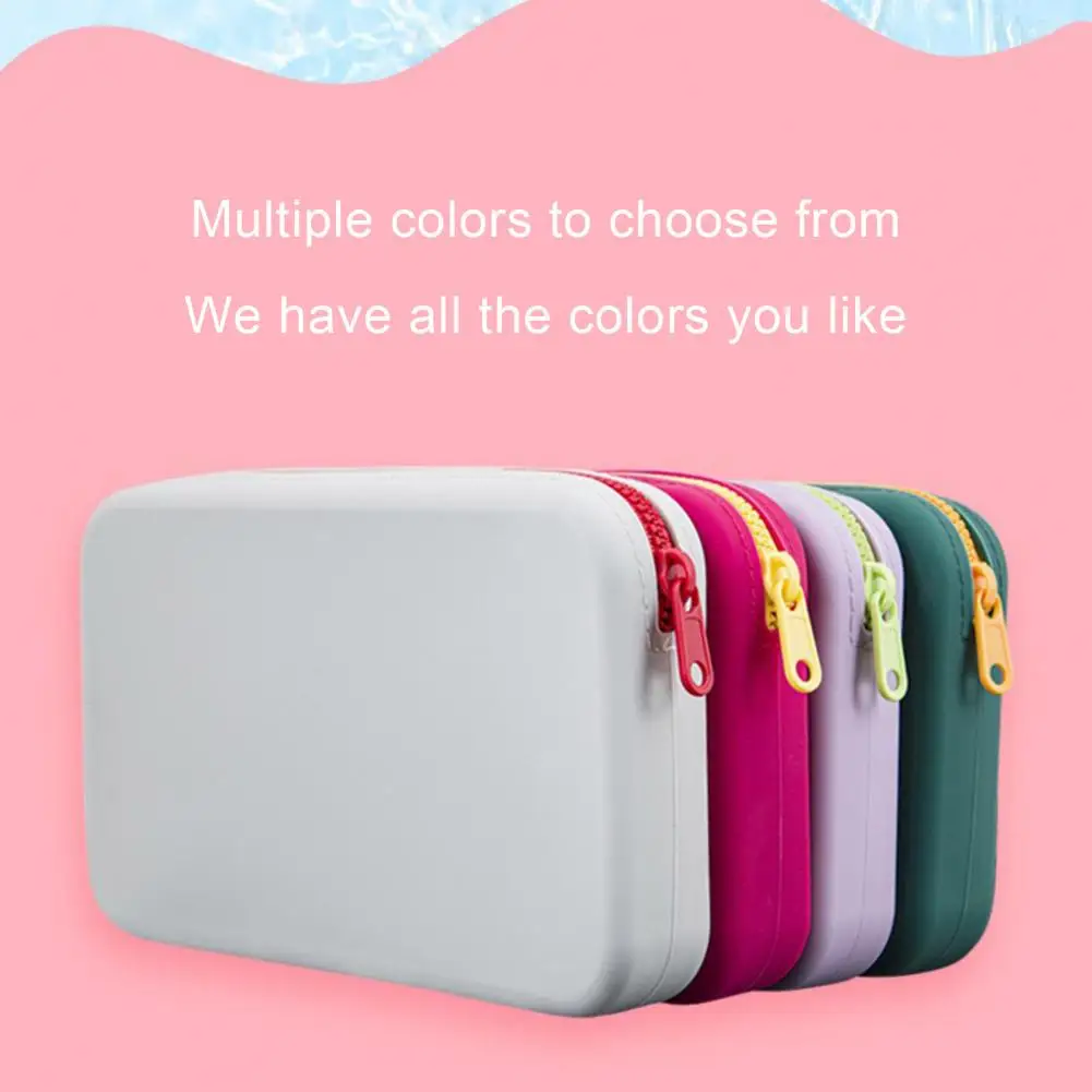Waterproof Silicone Cosmetic Bag Detachable Wrist Strap Cosmetic Pouch Portable Silicone Cosmetic Bag with Zipper Closure