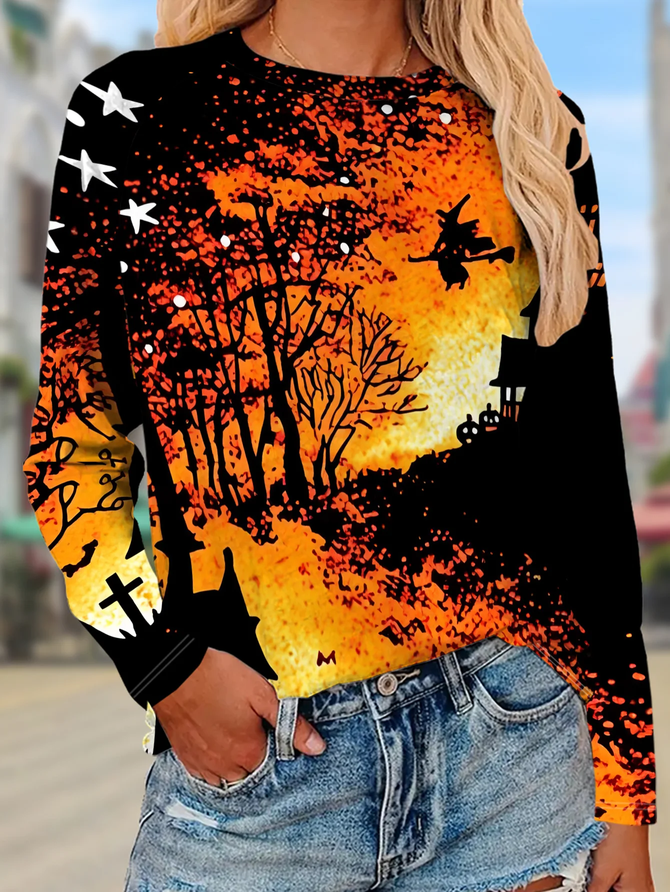 New Women Round Neck Long Sleeve T-shirt Halloween Witch Haunted House Street Print Casual Top Spring Autumn Ladies Daily Wear