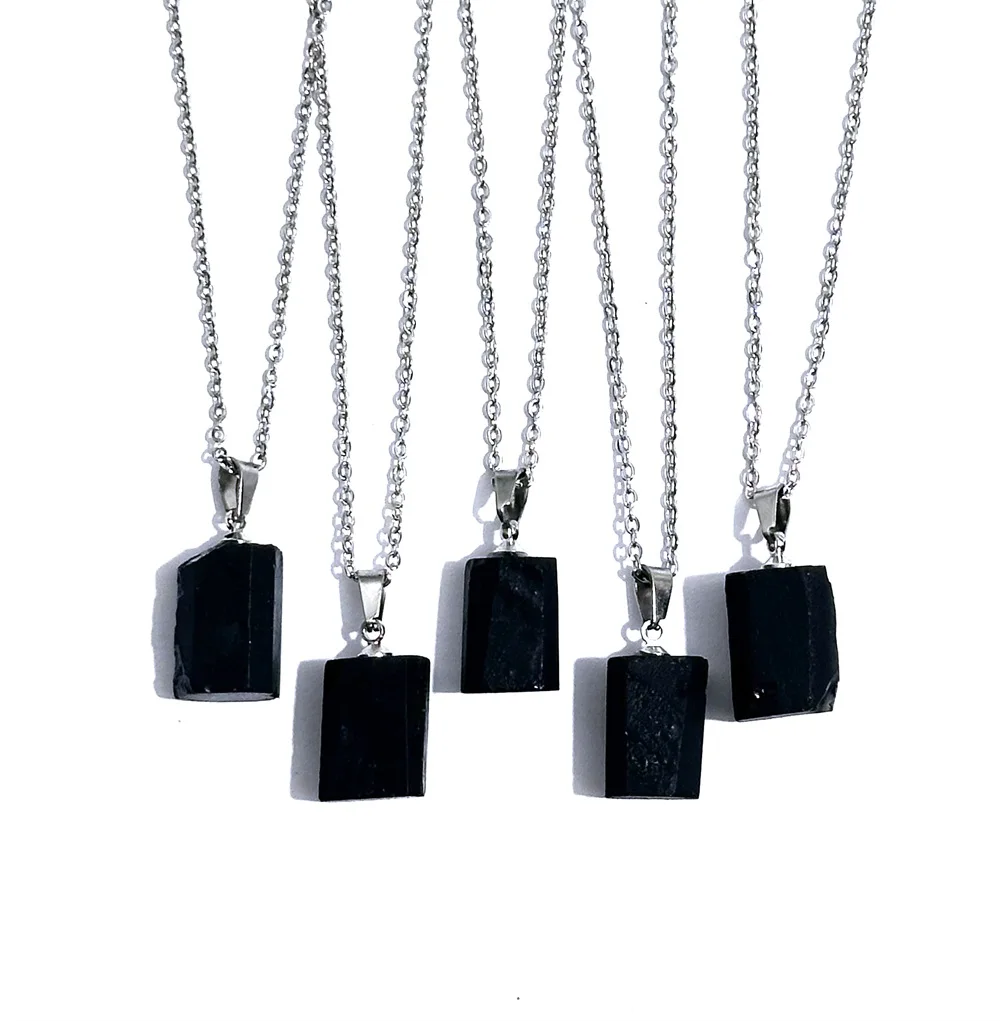 10pcs Natural Black Tourmaline Necklace Mineral Rock Chakra Jewelry Omen Quartz Crystal Stone Pendant for Irregular Shape