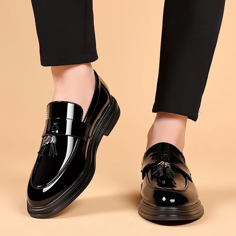 2026 New Men\'s Casual Business Leather Shoes Bright Black Wedding Banquet Dress Leather Shoes Large fashion Men\'s Shoes 38-48