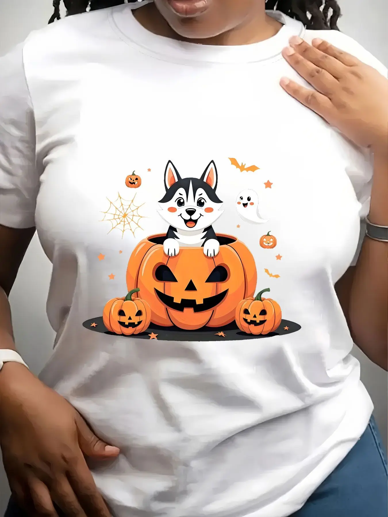 Women's Trendy Crew Neck T-Shirt Cute Husky in Pumpkin Halloween Design Suitable for Casual Sportswear