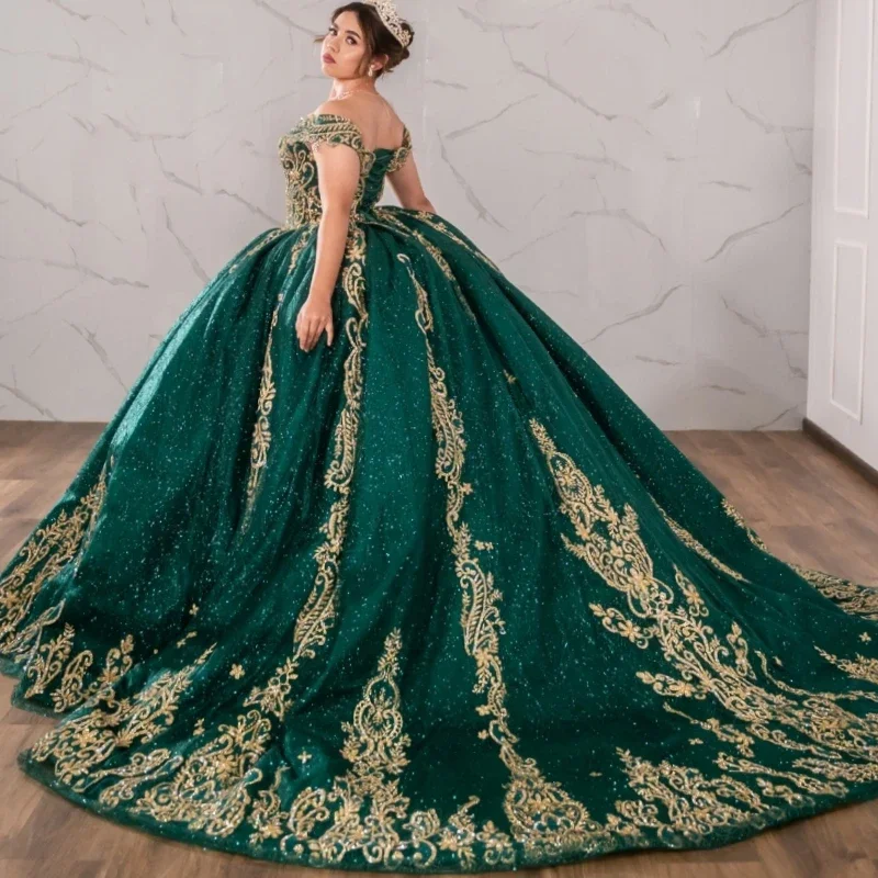 green emerald velvet dress Amazon.com: Willyacos Princess Costume Adult Women Green Velvet Cosplay  Dress Halloween Outfit (Green, XS) : Clothing, Shoes & Jewelry main image 0