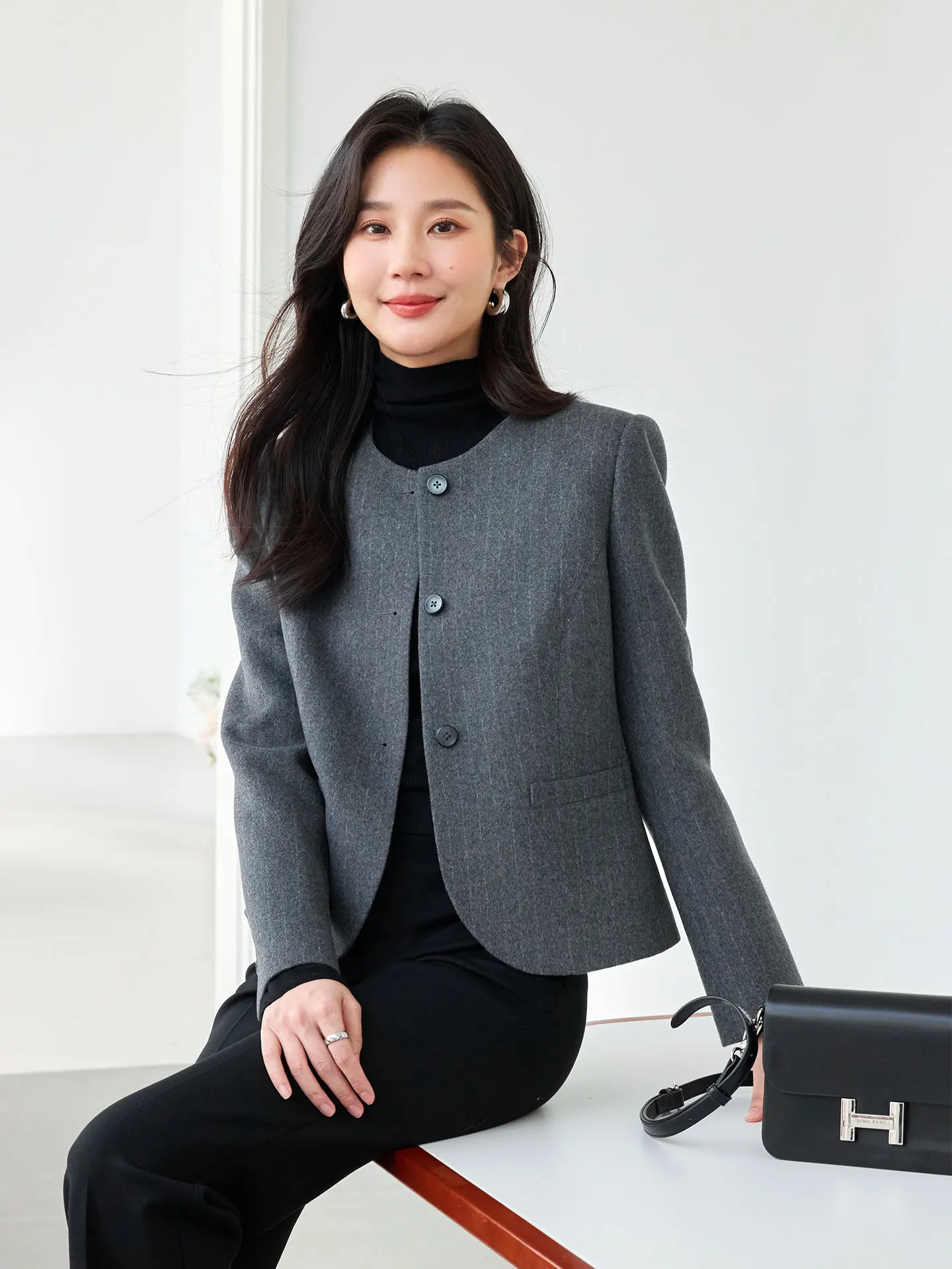 

Diisia 2025 Autumn Winter ey Stripe Camere Jaet Women's Small Size Retro Commute Top Thiened Long Sve round Ne