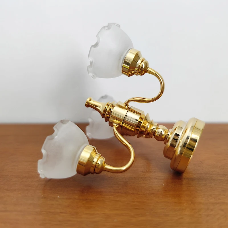 1:12 casa de bonecas em miniatura led dourado lâmpada do teto lustre casa iluminação modelo móveis decoração brinquedo casa boneca acessórios