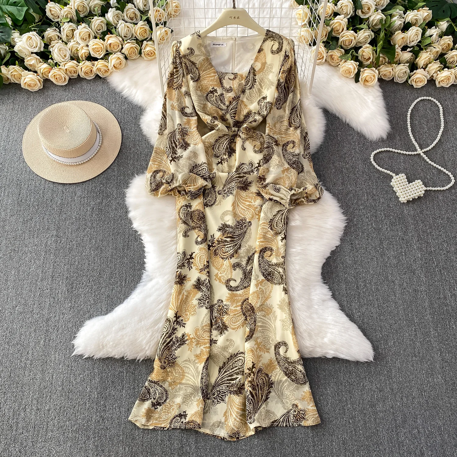 

2025 Fashion Square Neck Lantern Sleeve Dress Women Summer Waist Temperament Chiffon Printed Fishtail Elegant Long Dress