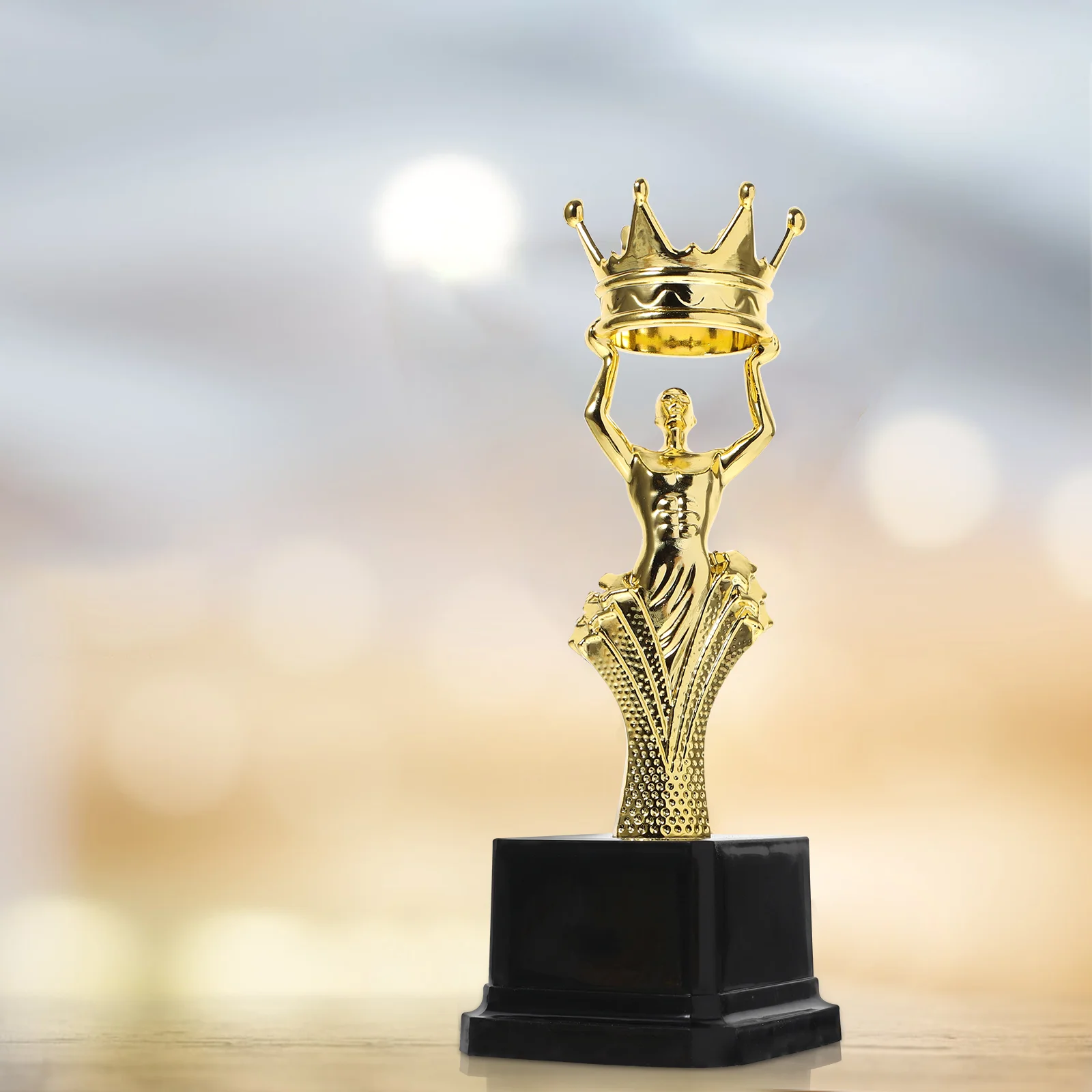 

Exquisite Plastic Figure Trophy Championship Cup for Tournaments Competitions (Size S）